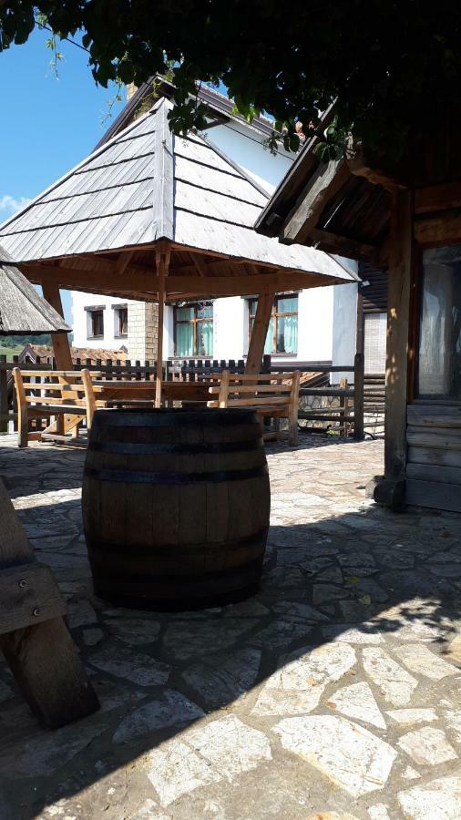 Konoba Ognjiste Sokolac (East Sarajevo) Exterior foto
