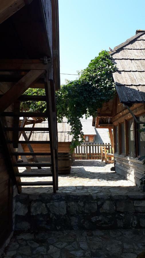 Konoba Ognjiste Sokolac (East Sarajevo) Exterior foto