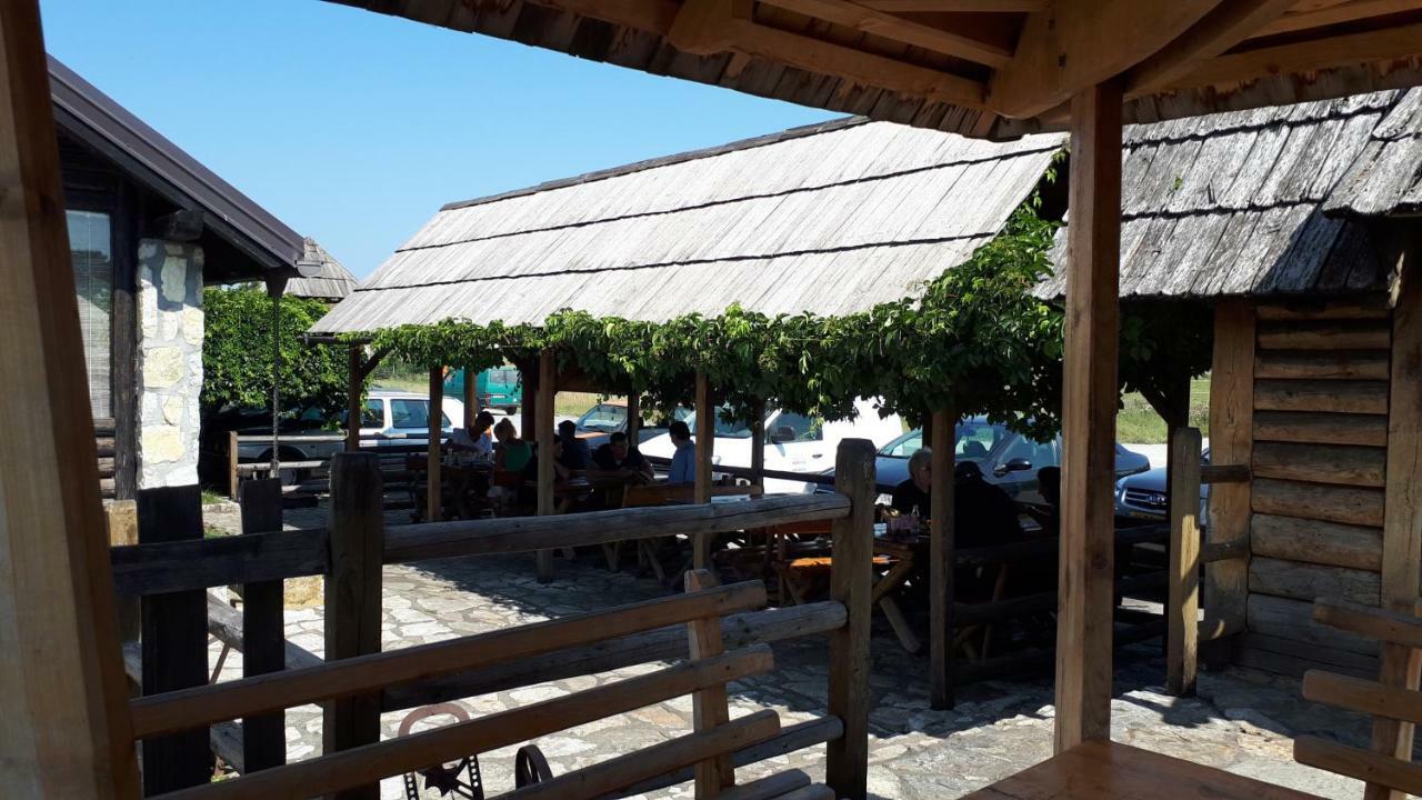 Konoba Ognjiste Sokolac (East Sarajevo) Exterior foto