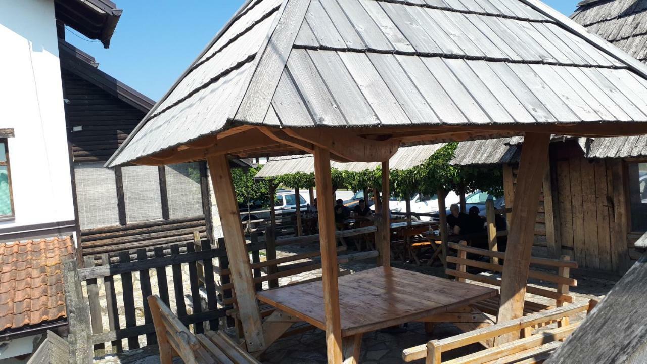 Konoba Ognjiste Sokolac (East Sarajevo) Exterior foto