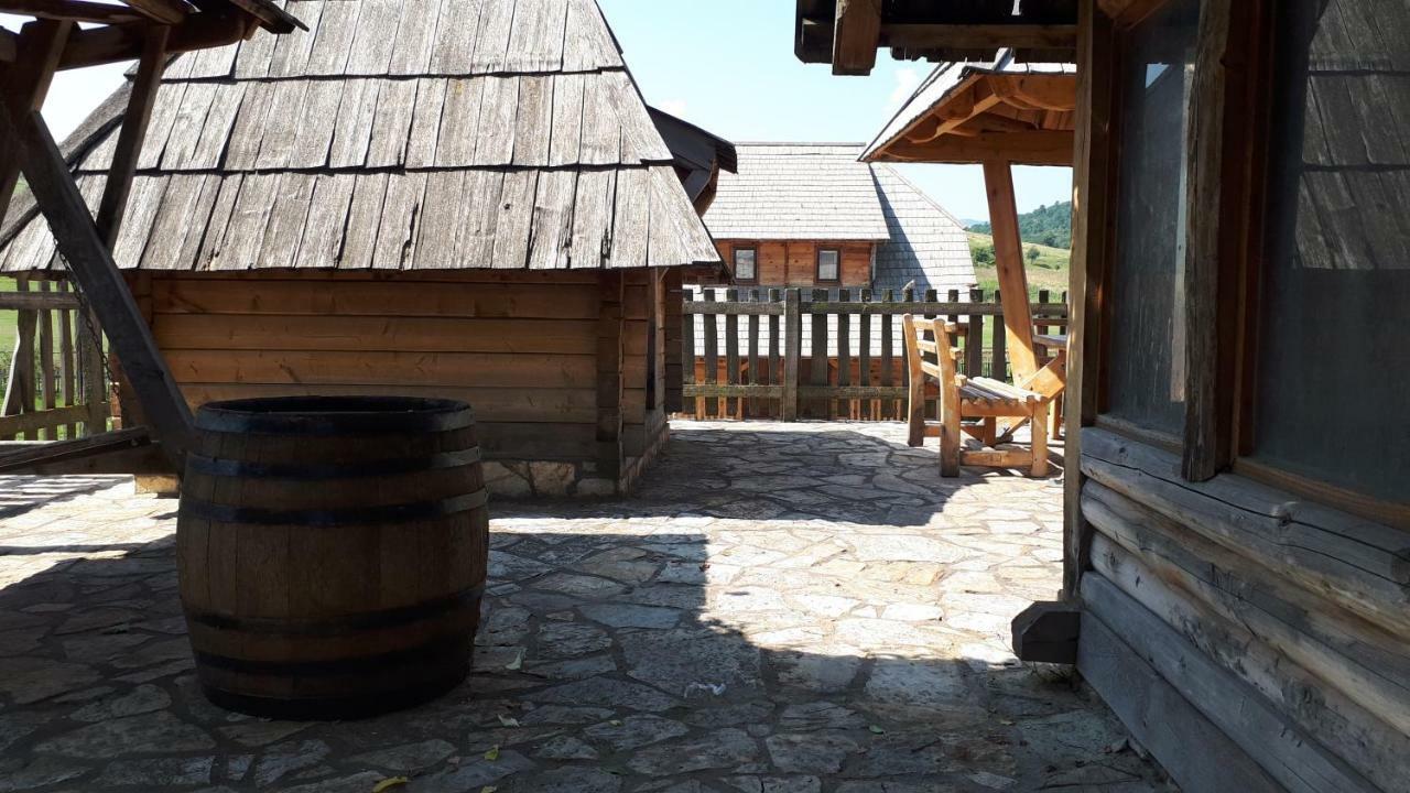 Konoba Ognjiste Sokolac (East Sarajevo) Exterior foto